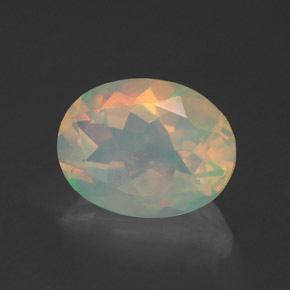 Opala multicolorido natural 1,33ct, corte oval, transparente