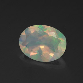 Opala multicolorido natural 1,14ct, corte oval, transparente