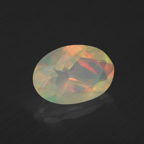 Opala multicolorido natural 1,09ct, corte oval, transparente