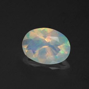 Opala multicolorido natural 0,96ct, corte oval, transparente