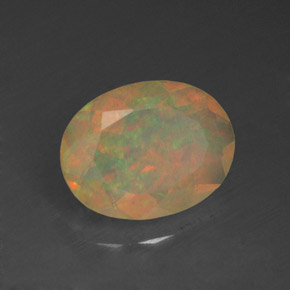 Opala multicolorido natural 1,14ct, corte oval, translúcido