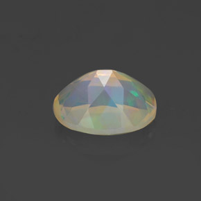 Opala multicolorido natural 0,98ct, corte oval, transparente