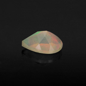 Opala multicolorido natural 0,51ct, formato de pêra, transparente