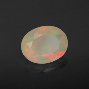 Opala multicolorido natural 1,29ct, corte oval, transparente