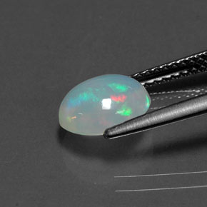 Opala multicolorido natural 1,29ct, corte oval, transparente