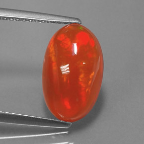 Opala multicolorido natural 2,71ct, corte oval, transparente