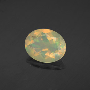 Opala multicolorido natural 1,64ct, corte oval, transparente