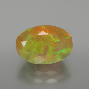 Opala multicolorido natural 1,84ct, corte oval, transparente