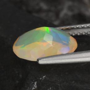 Opala multicolorido natural 1,53ct, corte oval, transparente
