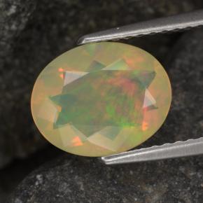 Opala multicolorido natural 1,24ct, corte oval, transparente