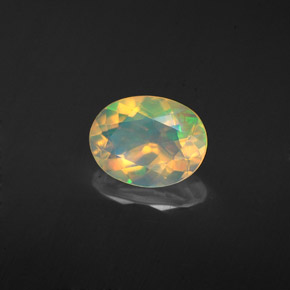 Opala multicolorido natural 1,13ct, corte oval, transparente