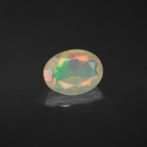 Opala multicolorido natural 1,10ct, corte oval, transparente