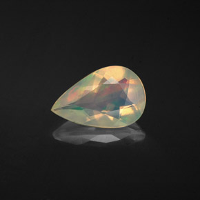 Opala multicolorido natural 0,87ct, formato de pêra, transparente