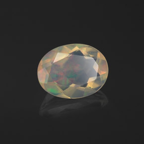 Opala multicolorido natural 1,06ct, corte oval, transparente
