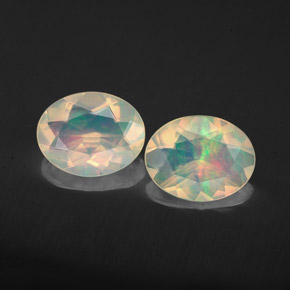 Pedras preciosas de opala multicolorido natural de  ct, corte oval, transparente