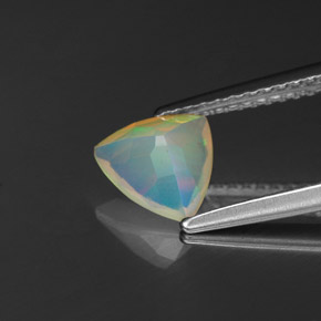 Opala multicolorido natural 0,65ct, transparente, transparente/translúcido