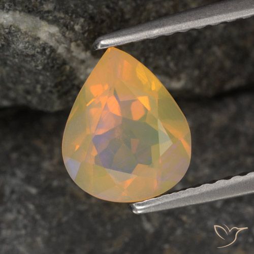 0.85ct Natural Multicolorido Opala, Formato de pêra, Transparente