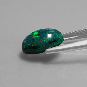 Opala multicolorido natural 1,95ct, corte oval, opaco