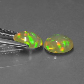 Pedras preciosas de opala multicolorido natural de  ct, corte oval, transparente