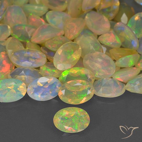 0.27ct Natural Multicolorido Opala, oval, Translúcido
