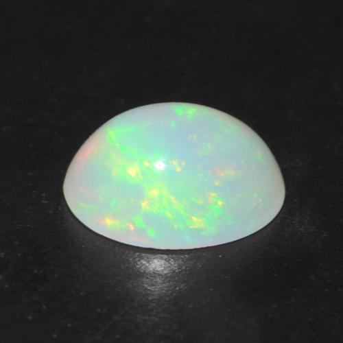 Opala multicolorido natural 0,96ct, corte oval, transparente