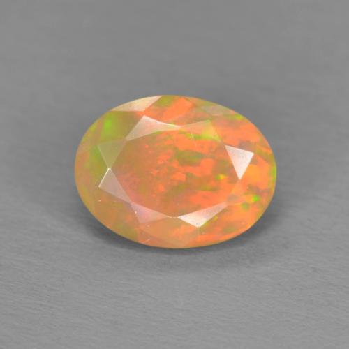 Opala multicolorido natural 0,86ct, corte oval, translúcido