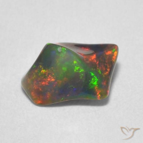 Opala Multicolorido Natural 0.77ct, Chique, Opaco
