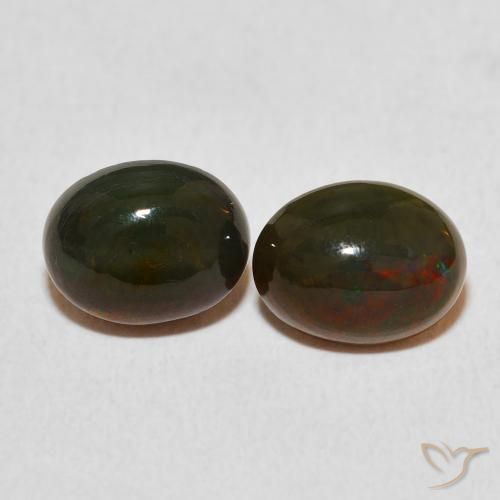 2.50ctw Natural Multicolorido Opala, oval, Opaco