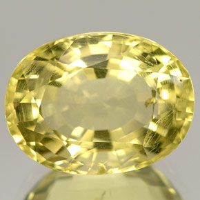 Ortoclásio amarelo natural 5,38ct, corte oval, VS
