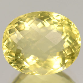 Ortoclásio amarelo natural 6,59ct, corte oval, VVS-VS