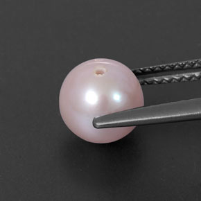 Pérola rosa natural 2,61ct, esfera / bola, opaco