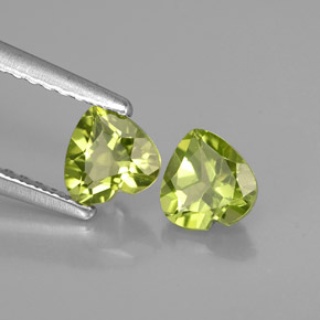 Pedras preciosas de peridoto verde natural de  ct, formato de coração, VVS-VS