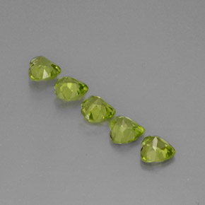 Pedras preciosas de peridoto verde natural de  ct, formato de coração, VS