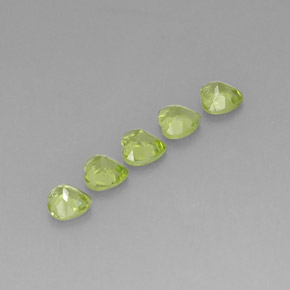 Pedras preciosas de peridoto verde natural de  ct, formato de coração, VS