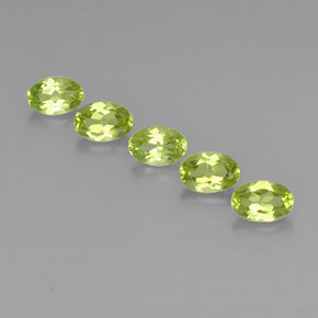 Pedras preciosas de peridoto verde natural de  ct, corte oval, VS