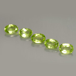 Pedras preciosas de peridoto verde natural de  ct, corte oval, VS