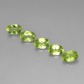 Pedras preciosas de peridoto verde natural de  ct, corte oval, VS