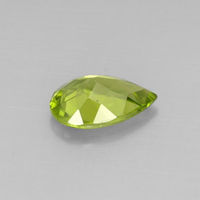 Peridoto verde natural 2,85ct, formato de pêra, VVS-VS