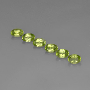 Pedras preciosas de peridoto verde natural de  ct, corte oval, VVS-VS