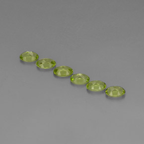 Pedras preciosas de peridoto verde natural de  ct, corte oval, VVS-VS
