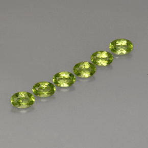 Pedras preciosas de peridoto verde natural de  ct, corte oval, VVS-VS