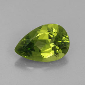 Peridoto verde natural 3,44ct, formato de pêra, VVS
