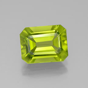 Peridoto verde natural 2,09ct, corte esmeralda, VS