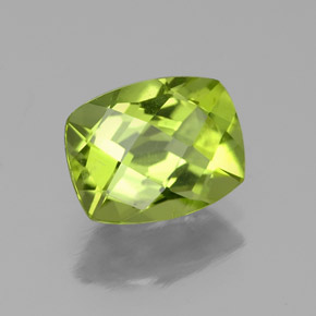 Peridoto verde natural 2,06ct, almofada cortada, VS