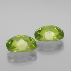 Pedras preciosas de peridoto verde natural de  ct, almofada cortada, VS