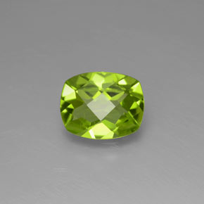 Peridoto verde natural 2,31ct, almofada cortada, VS