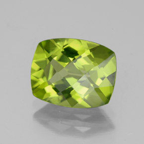 Peridoto verde natural 2,63ct, almofada cortada, VS