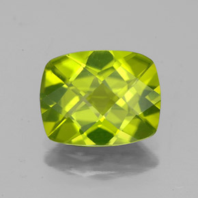 Peridoto verde natural 2,72ct, almofada cortada, VS