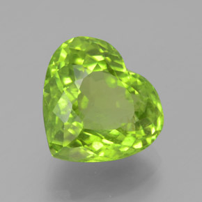 Peridoto Verde Médio-Claro Natural 5.83ct, Formato de coração, VS-SI