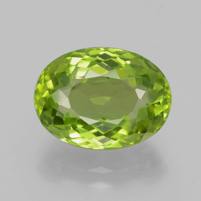 Peridoto Verde médio Natural 4.99ct, Corte Oval, VS